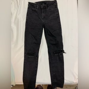 American Eagle size 2 short jeans